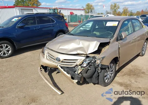 2013 Toyota Corolla Le z USA, uszkodzony, nr VIN 2T1BU4EEXDC999165